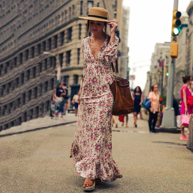 2018 Bohemian Printed long Dress Women Floral Printed Maxi Dresses Hippe Deep V-Neck Ruffle Dress Chic Boho Clothing Rome Femme 1