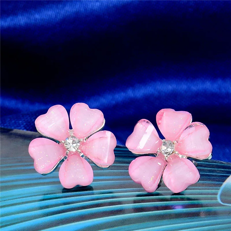 SHUANGR, красивые серьги-гвоздики с цветком клевера и кристаллами для женщин, модные ювелирные изделия, белые, розовые, черные серьги-гвоздики, диаметр 1,5 см