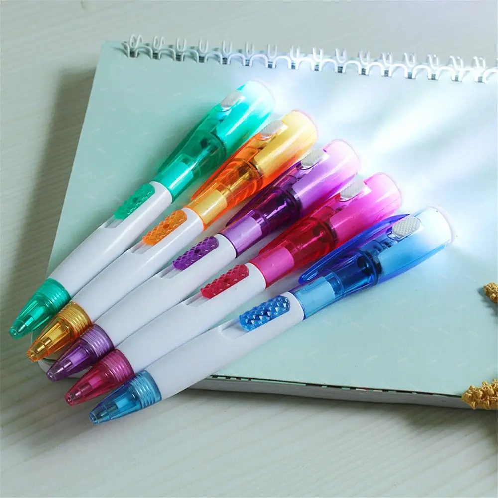 

2pcs Flashlight LED Ballpoint Pens Kawaii Ball Pen with Light 0.5mm School Writing Pens Cute caneta Office Stationary Supplies
