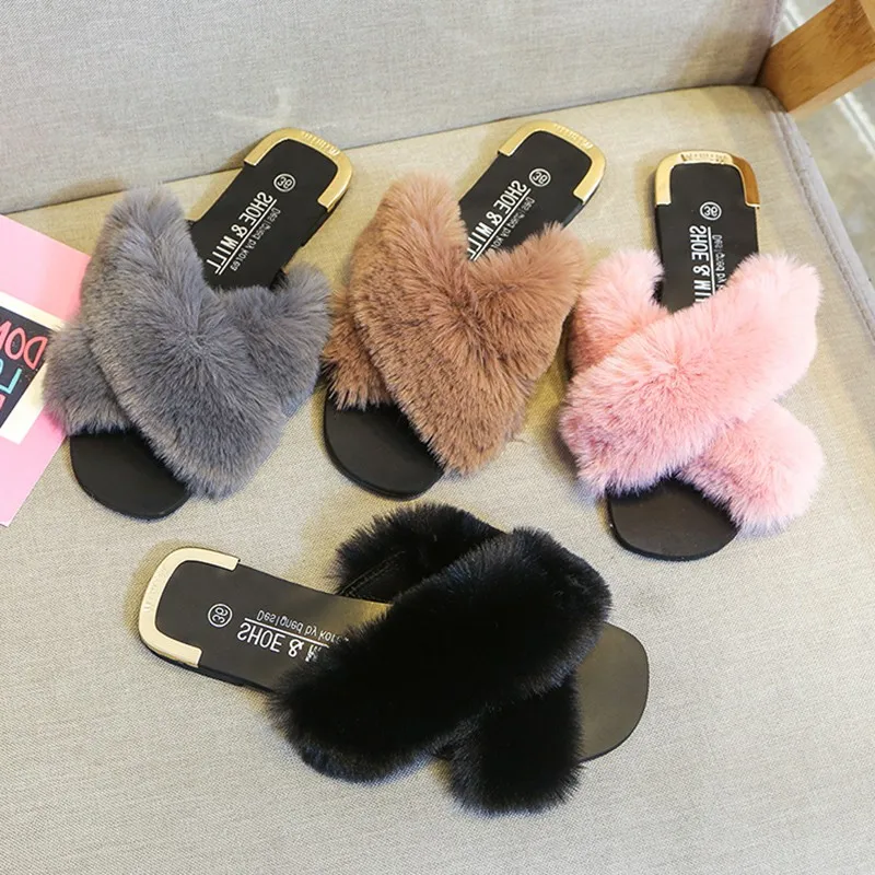 

Top Quality Luxury Hair Slippers Fashion Women Super Soft Fur Cross Strap Comfortable Outside Sandals Non Slip Home Casual Flats