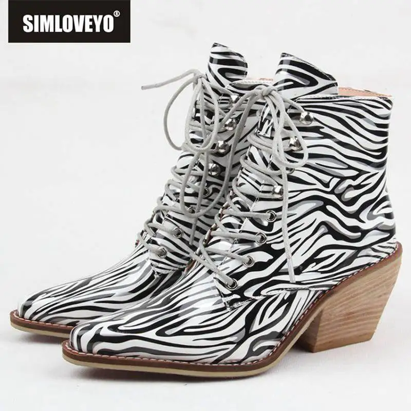 

SIMLOVEYO 2019 Brand Striped print Wooden heel Lace up Ankle Boots Flat head Block heels Motorcycle Boots Party Big size 12