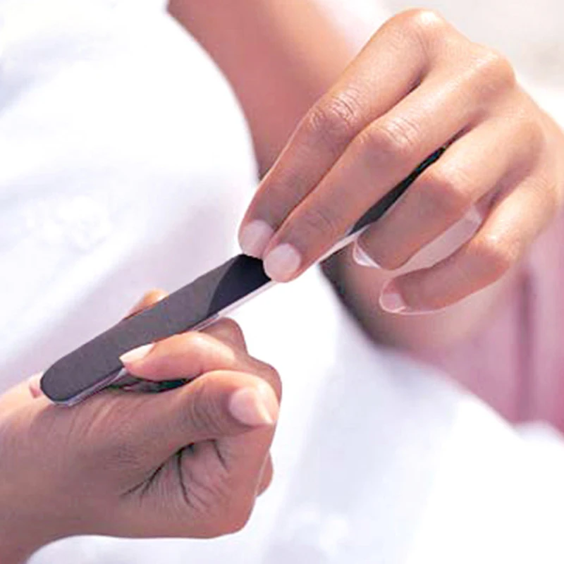 Пилочки для маникюра. Пилка для боковых валиков ногтей. Пилка для ногтей. Как правильно пользоваться пилкой. Пилочки для маникюра.