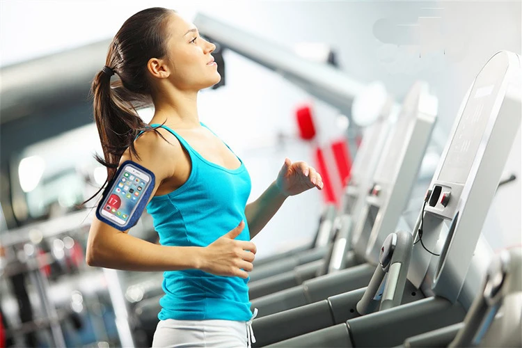 международный день фитнеса. реклама фитнес клуба. тренажёры в спортзале. тренажерный день. тренажерный день.