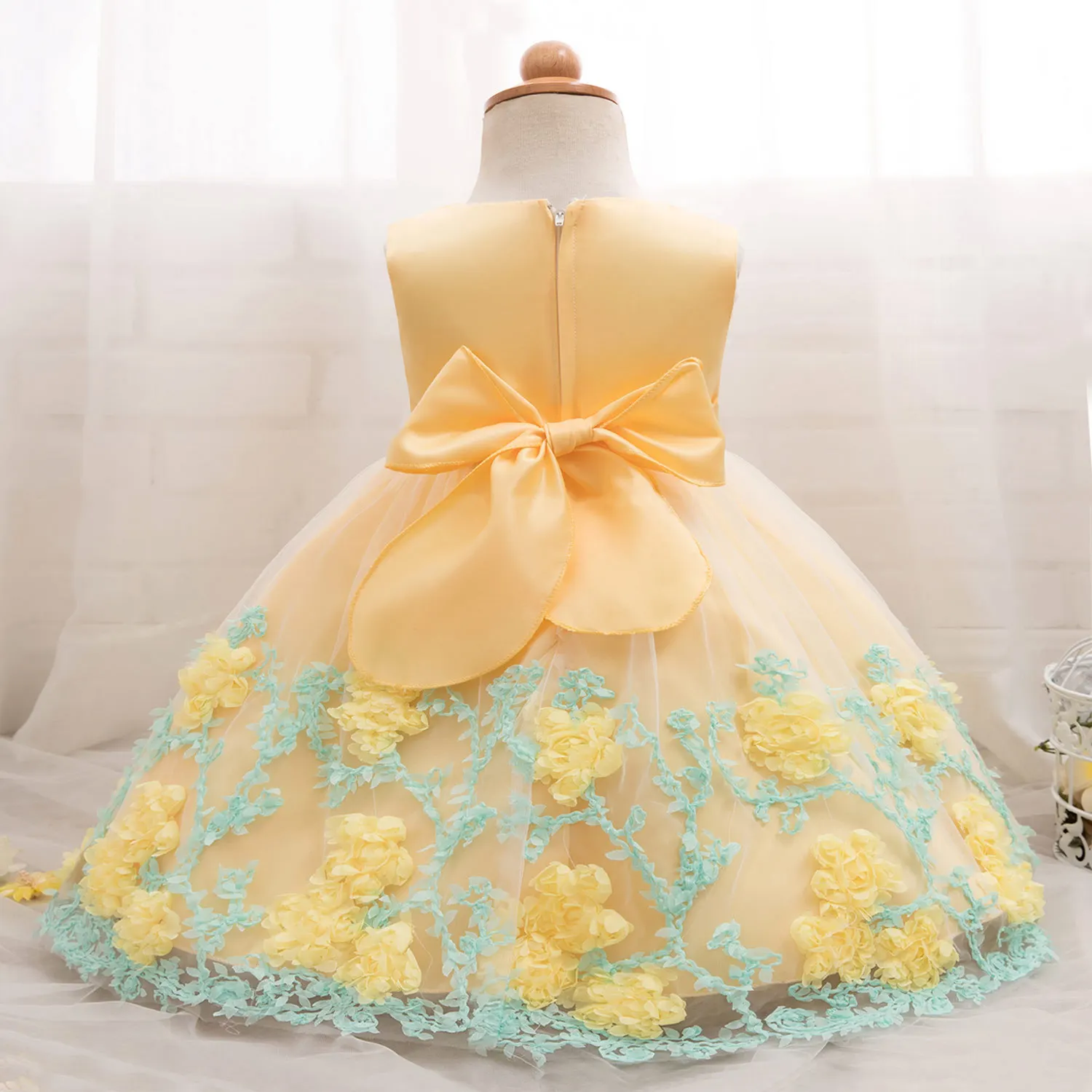 Новое Детское платье в стиле Лолиты на день рождения, платья принцессы для девочек, костюм, нарядная одежда без рукавов с кружевной сеткой и цветочной вышивкой
