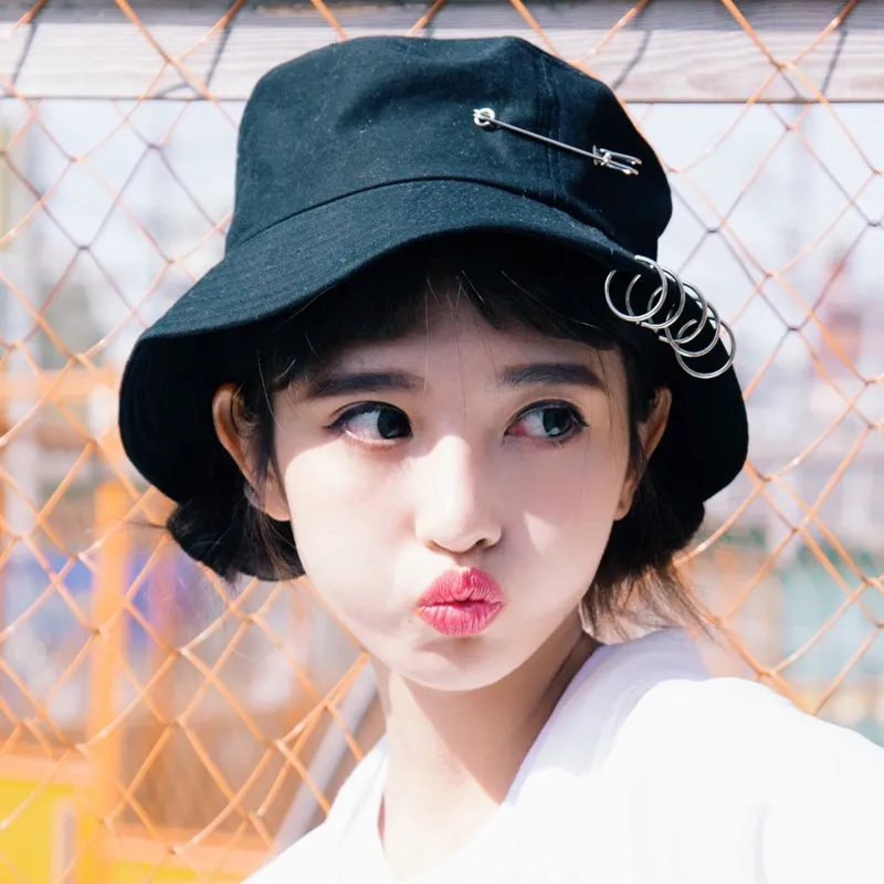 2018 Summer Cap for Women Korean Sunscreen Bucket Hat pin Circle
