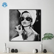 Black and White Photo Art Audrey Hepburn Canvas Painting Nordic Posters And Prints Wall Picture For Living Room Salon Wall Decor