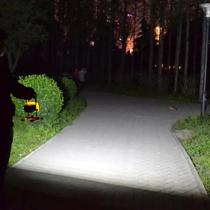 KHLITEC-20W-LED-Floodling-Portable-Outdoor-Waterproof-Floodlights-IP65-Emergency-Lamp-Work-Light-for-Home-Garden-Indoor-Outdoor(5)