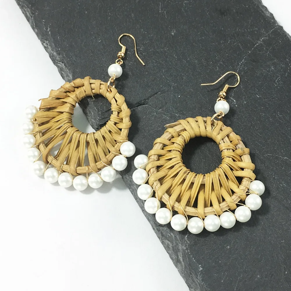 FE1535 White 2