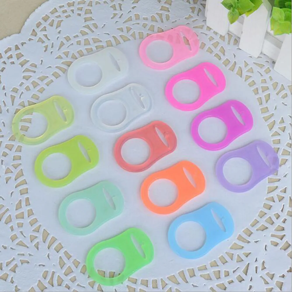 

Hot Selling Wholesale 5Pcs Multi Colors Silicone Baby Dummy Pacifier Holder Clip Adapter for MAM Rings Baby Care Feeding