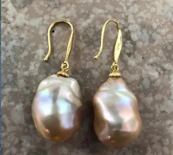

gorgeous pair of 18-20mm south sea gold pin pearl earring 14K/20