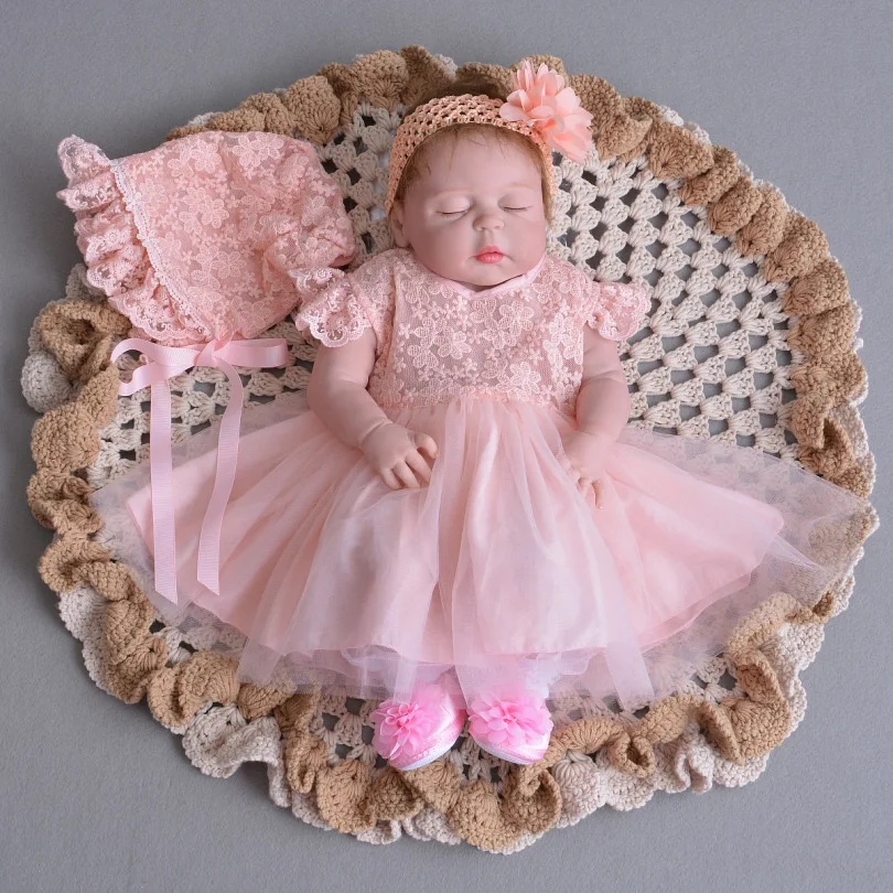 

55cm Full Silicone Reborn vinyl Realistic 23inch new design wedding baby bebe alive Lovely Birthday Gift Present bathe bonecas