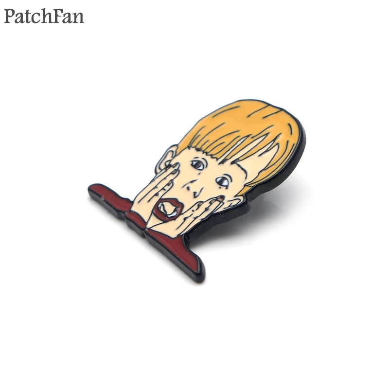 Patchfan Home Alone Macaulay Culkin эмалированные булавки металлические украшения для одежды Подарочная сумка шляпа рюкзак брошь со знаком отличия Значки для мужчин A1583