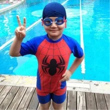 Летние цельные купальники с рисунком СУПЕРМЕНА для мальчиков, детские купальные костюмы с шапкой с Бэтменом, пляжная одежда для купания