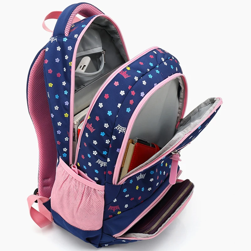 SUN EIGHT Schoolbag Waterproof School Backpacks For Girl Large Capacity Travel Kids Backpack Children School Bags 4 Color 2 Size