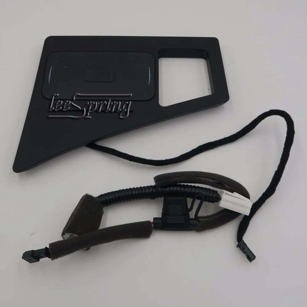 

Car Wireless Charger Special for Audi Q7