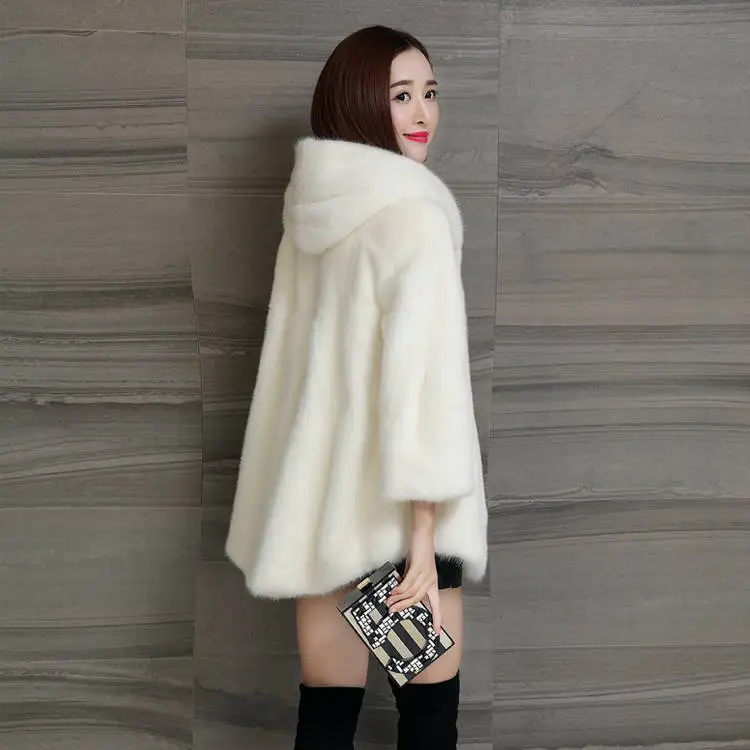 À Fourrure Capuche Vison Quater Faux Blanc Long Femelle Imitation Trois Amzd1786 Doux Pardessus noir Pull Manches Nouvelle Manteau Manteaux De qRSwzt8