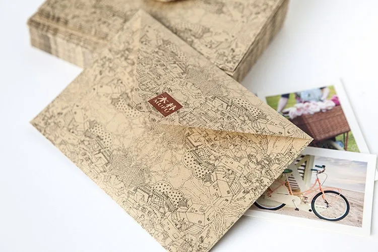 100 штук,, карты "идеальный мир", 100 грамм крафт-бумаги, конверты 152x108 мм