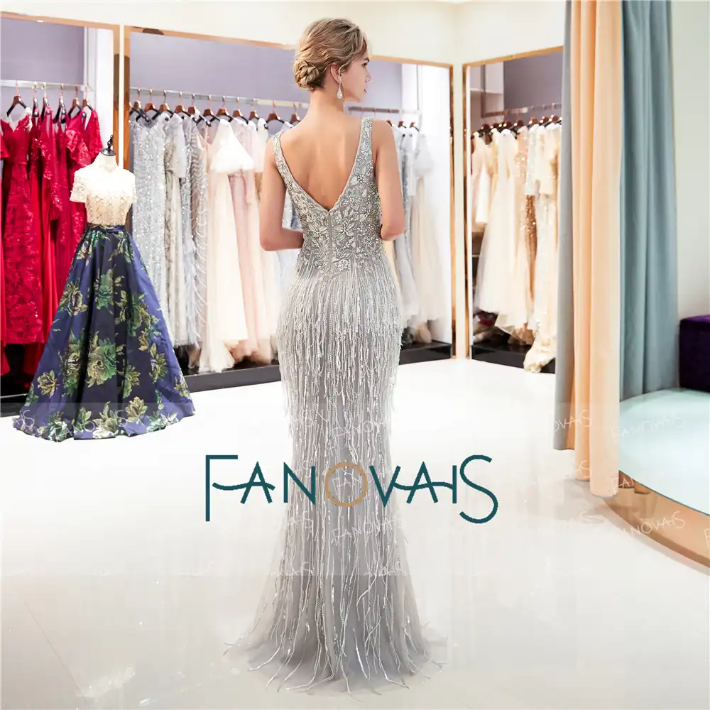 Sexy Silber Meerjungfrau Abendkleider Lange 8 V-ausschnitt Schwere Perlen Prom Kleider Quasten Abendkleid Robe de Soiree QS8 Sexy Silber Meerjungfrau Abendkleider Lange 8 V-ausschnitt Schwere Perlen Prom Kleider Quasten Abendkleid Robe de Soiree QS8