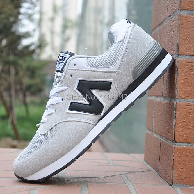 sport shoes n