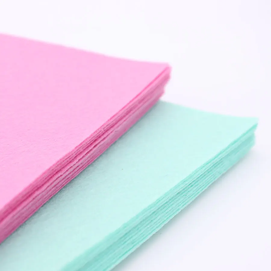 CMCYILING Green Felt Sheets 1 MM Thicknes, Non-Woven Fabric, Polyester  Cloth For DIY Sewing Crafts Scrapbook 40 Pcs/Lot 10*15cm