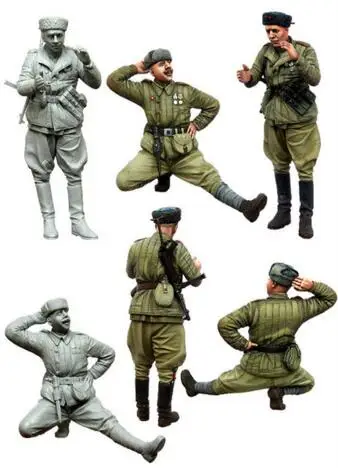 

1/35 Resin Figure Red Army Soldier at Rest 2pcs/set Model Kits