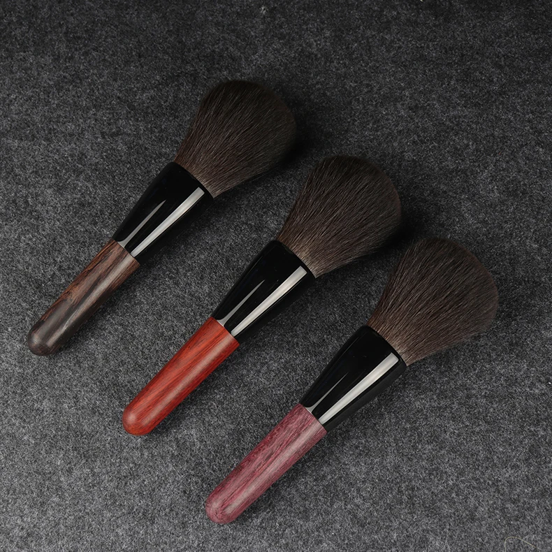 004 Professional Makeup Brushes Ultra-soft Blue Squirrel Hair Face Powder Brush Natural Wood Handle Cosmetic Tools Make Up Brush