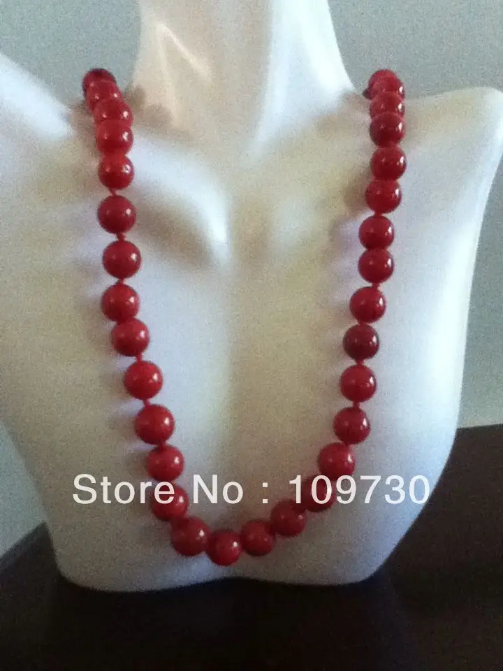 

Jewelry 0011977 Beautiful 10 mm coral 18 inch necklace