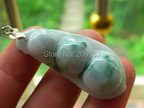 

huij 00313 Certified Beautiful Natural Grade A Icy Jade Jadeite Bean Pod Pendant