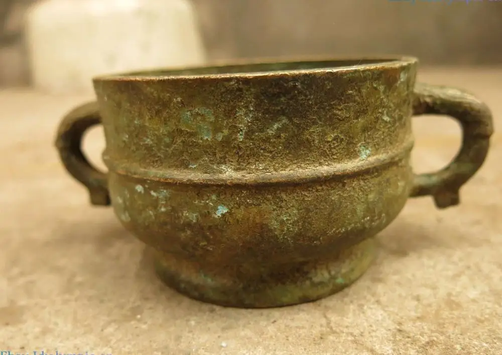 

Китайская Бронзовая скульптурная курильница, резная тонкая медная бинауральная статуя курильницы