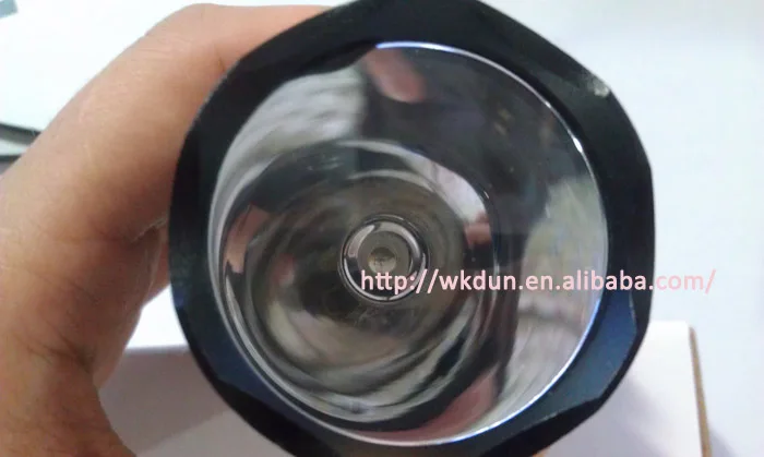 ultrafire c8 395nm uv light (1).jpg