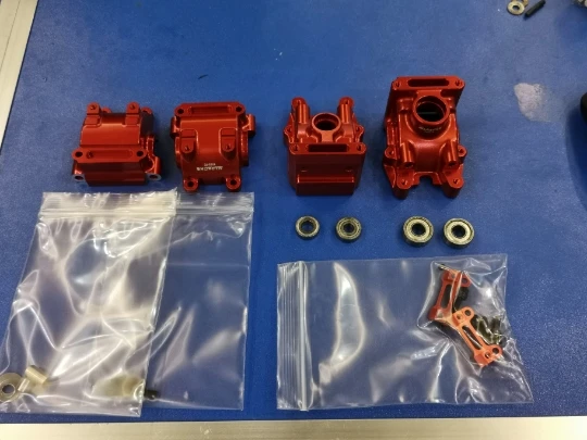 

Aluminum 7075-t6 aluminum front gear box and aluminum rear gear box for Tekno RC