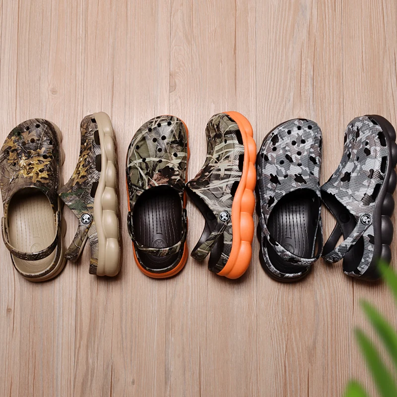 Allwesome Croc Shoes Men Summer Jelly Sandals Platform Massage Camouflage Flip Flops Garden Clogs Buty Crocsnessinglys 2019