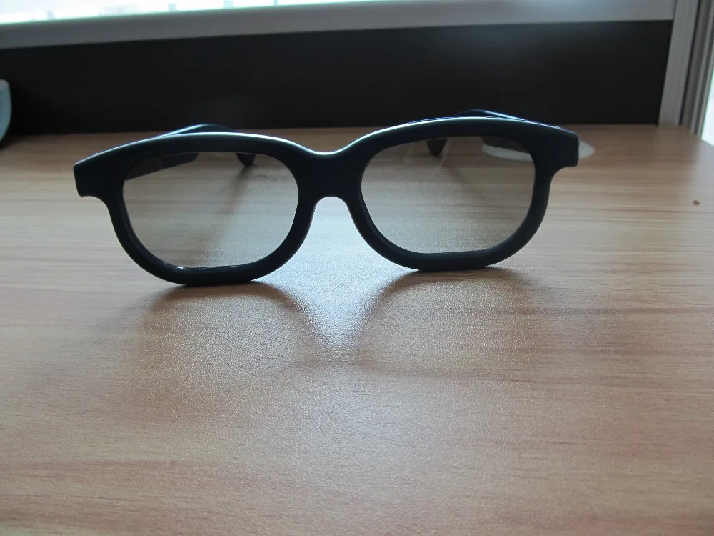 Пассивное 3d. 3d очки p854. IMAX 3d очки. Очки для аймакс 3д. 3d-очки с линейной поляризацией.