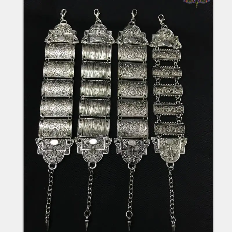 

India Hippie Wide Bracelet Handmade Tribal Antique Silver Bracelet Retro All-Match BOHO Wind Thailand, Nepal, the Middle East