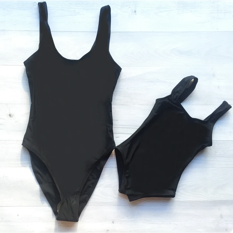 

Mom and Kids Solid Swimsuit Women One Piece Swimwear Plus Size Bathing Suit Family Beachwear Child badpak maillot de bain S-3XL