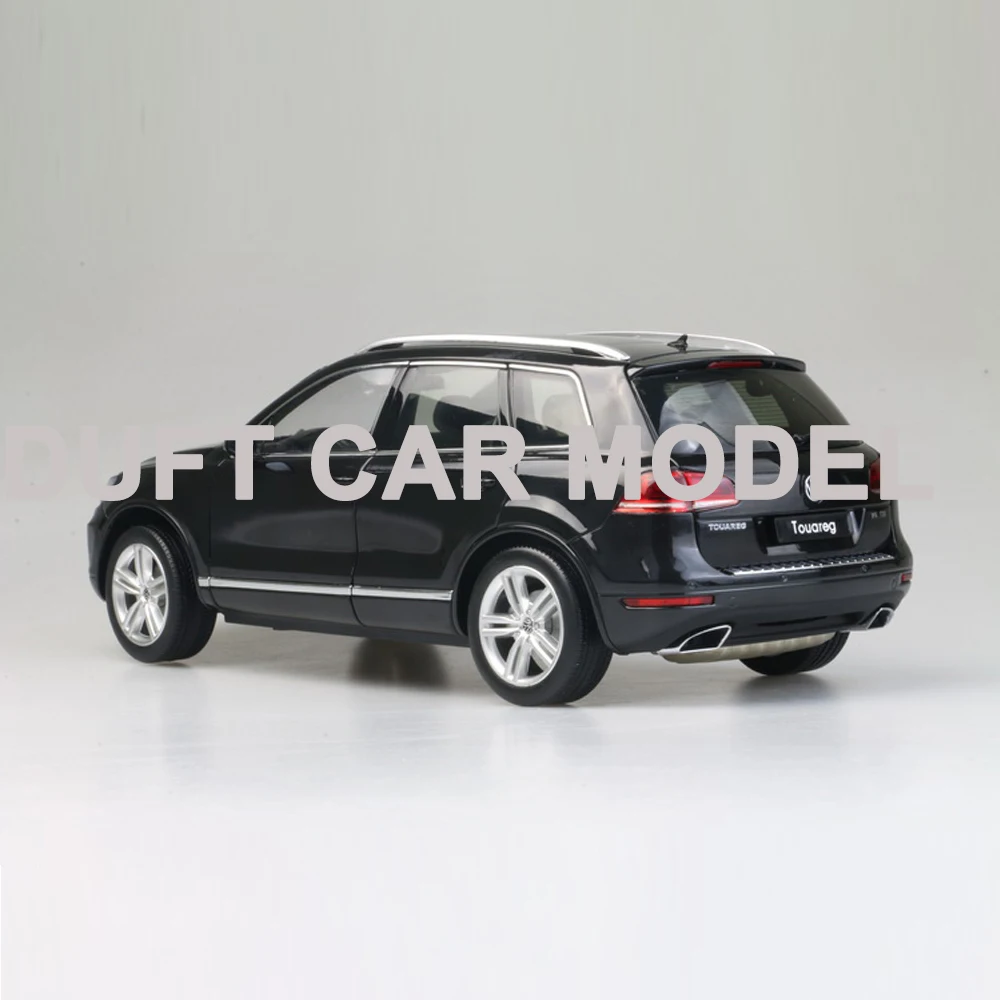 Литая 1:18 игрушка из сплава модель машинки GTA Touareg Детские игрушечные оригинальный