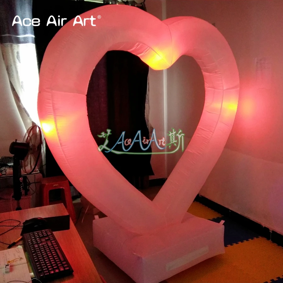 Производство надувные красочные RGB светодио дный LED любовь/сердце день Святого Валентина украшения с нижняя часть основания лампы для продажи