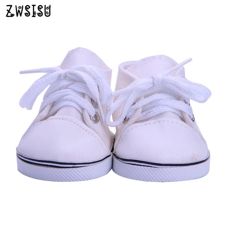 

The 2018 new style white cute shoes, suitable for 43cm doll,and 18inch american give the child a good gift doll accessories