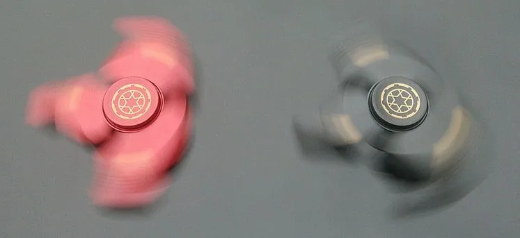 Спиннинг Топ ручной Спиннер для пальцев металлический сплав EDC Tri-Spinner Непоседа DIY эластичные игрушки артефакт Спорт на открытом воздухе