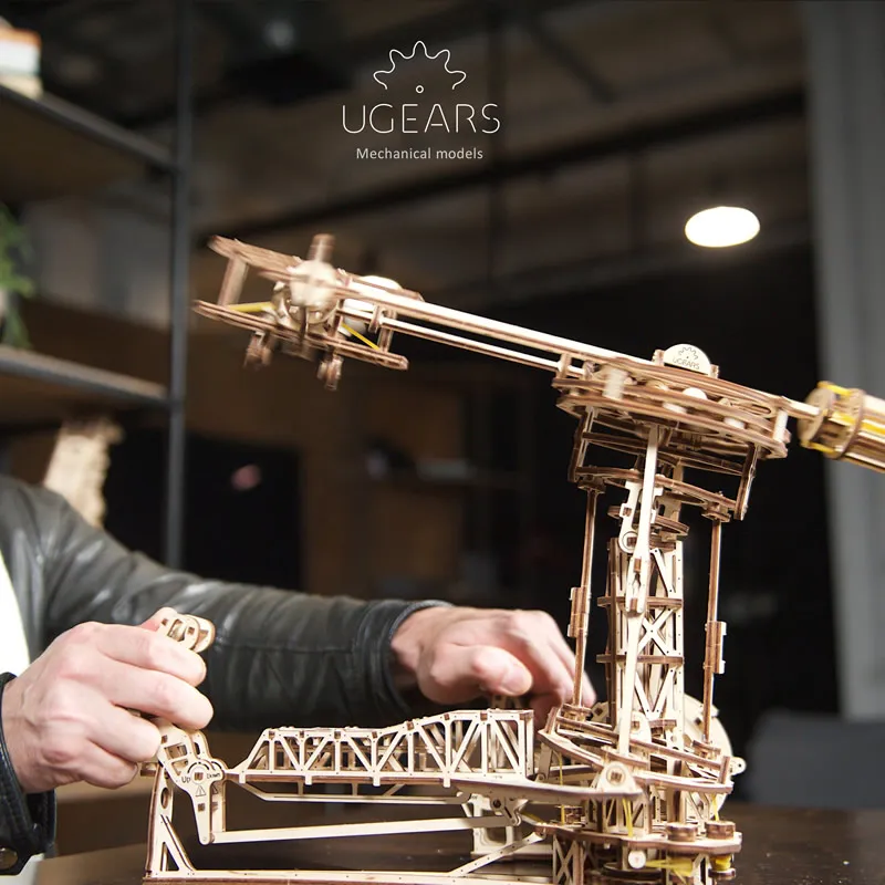 UGEARS деревянная механическая сборка подарков на день рождения для пилотов Подарочная модель