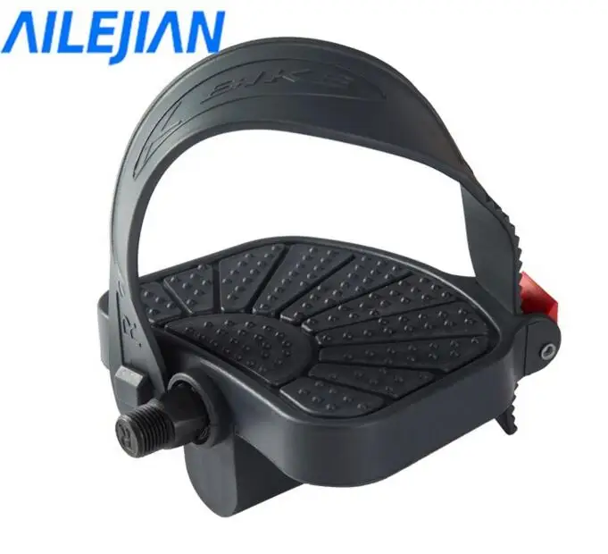 Bike Pedals,Black set with straps "Deluxe" 9/16" Body building pedal