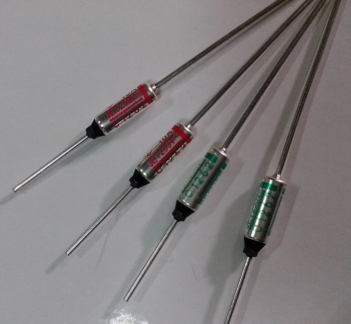 2014 New Temperature fuse 240 degrees 10A thermal 250V metal shell Thermal cutoff RoHS UL TUV VDE Free Shipping |