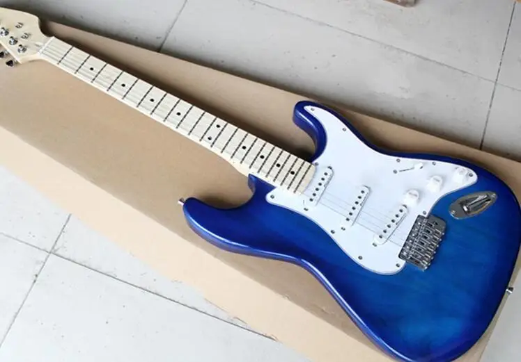 

High Quality GYST-1023 Transparent Blue with white plate Electric Guitar , Real Photos Hot, Can be Customized, Free shipping