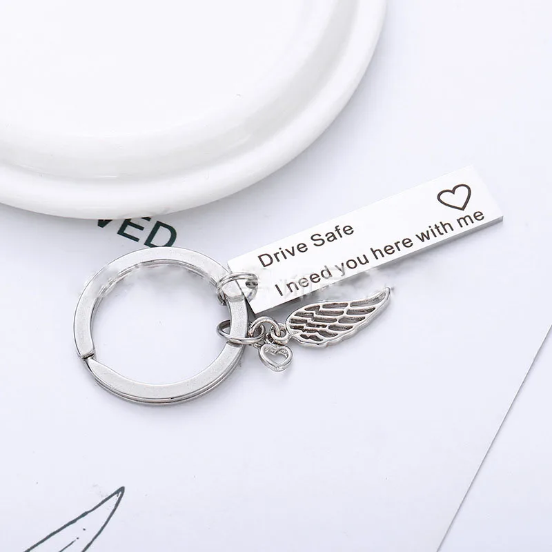 Креативный индивидуальный брелок Angel wings Drive Safe мне нужен вы здесь со мной пары Женские подарки для валентинки брелок украшения ювелирных изделий