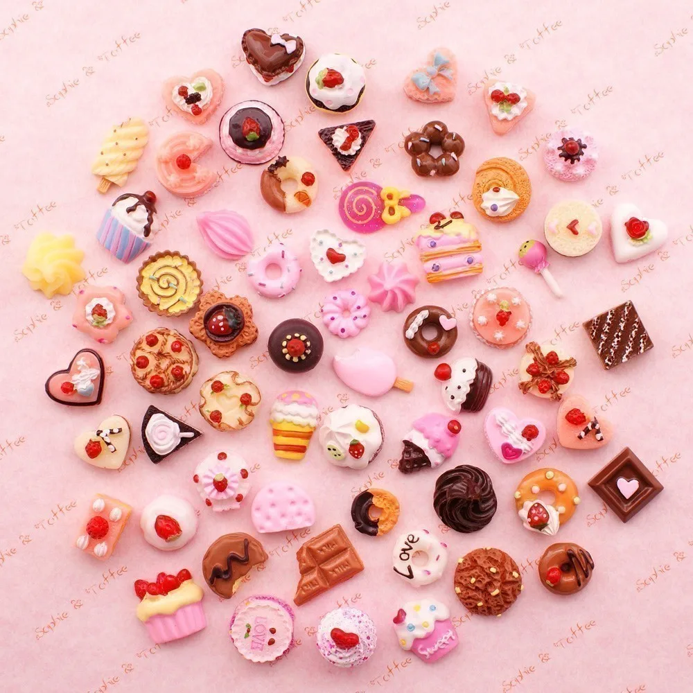 

10pcs Cute Mini Play Toy Mixed Food Cake Biscuit Donuts Miniature For Dolls Accessories Kitchen Play Toys Hot Sale