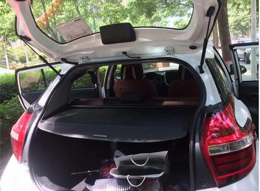 JINGHANG High quality Car Rear Trunk Security Shield Cargo Cover For