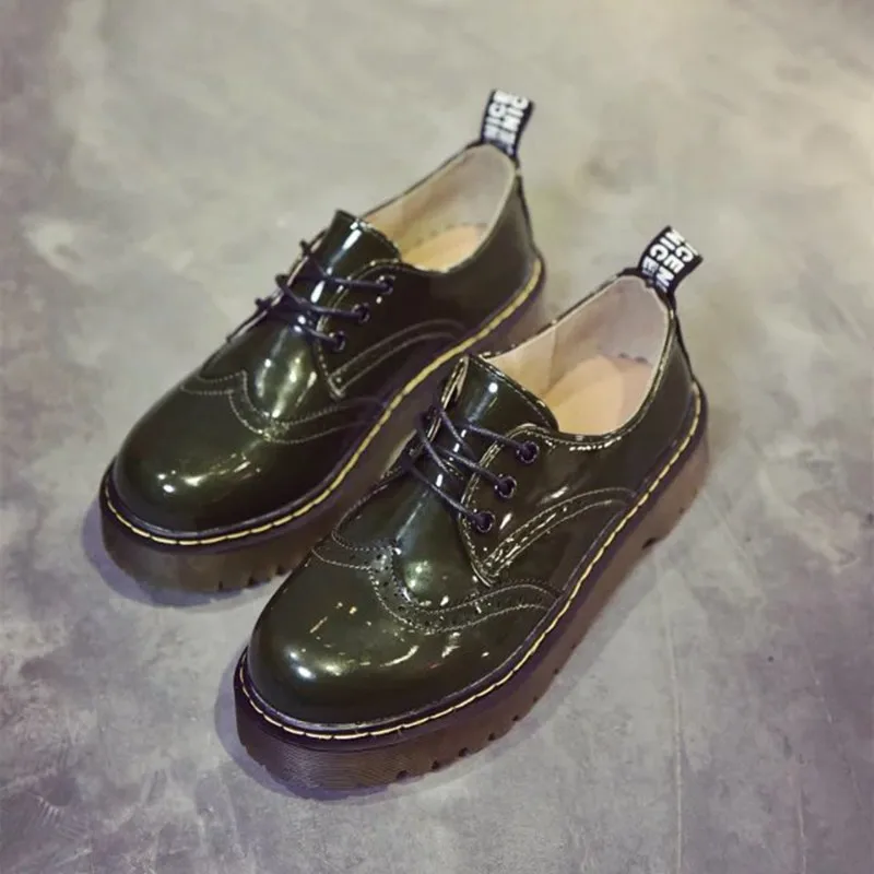 COOTELILI Designer Shoes Women Luxury 2018 Brogue Flat Platform Shoes Woman 4cm Heel PU Leather Lace-Up Ladies Shoes Flats 35-40 (4)