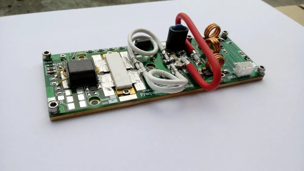 

170W FM VHF 80Mhz-180Mhz RF Power Amplifier Board AMP KITS For Ham Radio