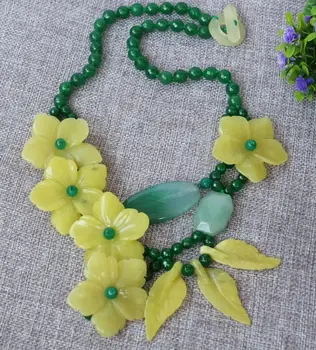 

hot sale Green &Lemon stone carved flower necklace
