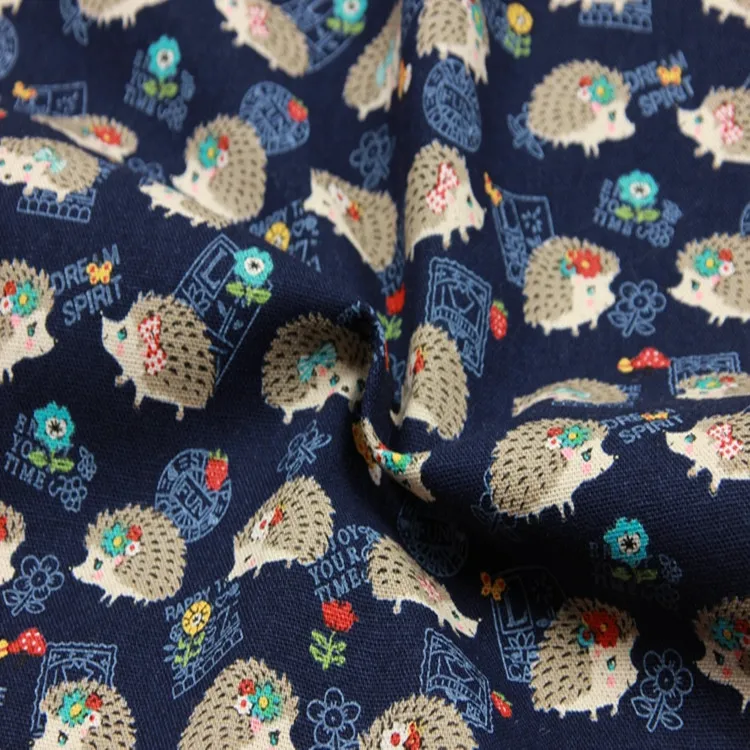 Hermoso Niños Niños Hedgehog Con Hojas Rojo Marrón Amarillo 100/% Tela De Algodón